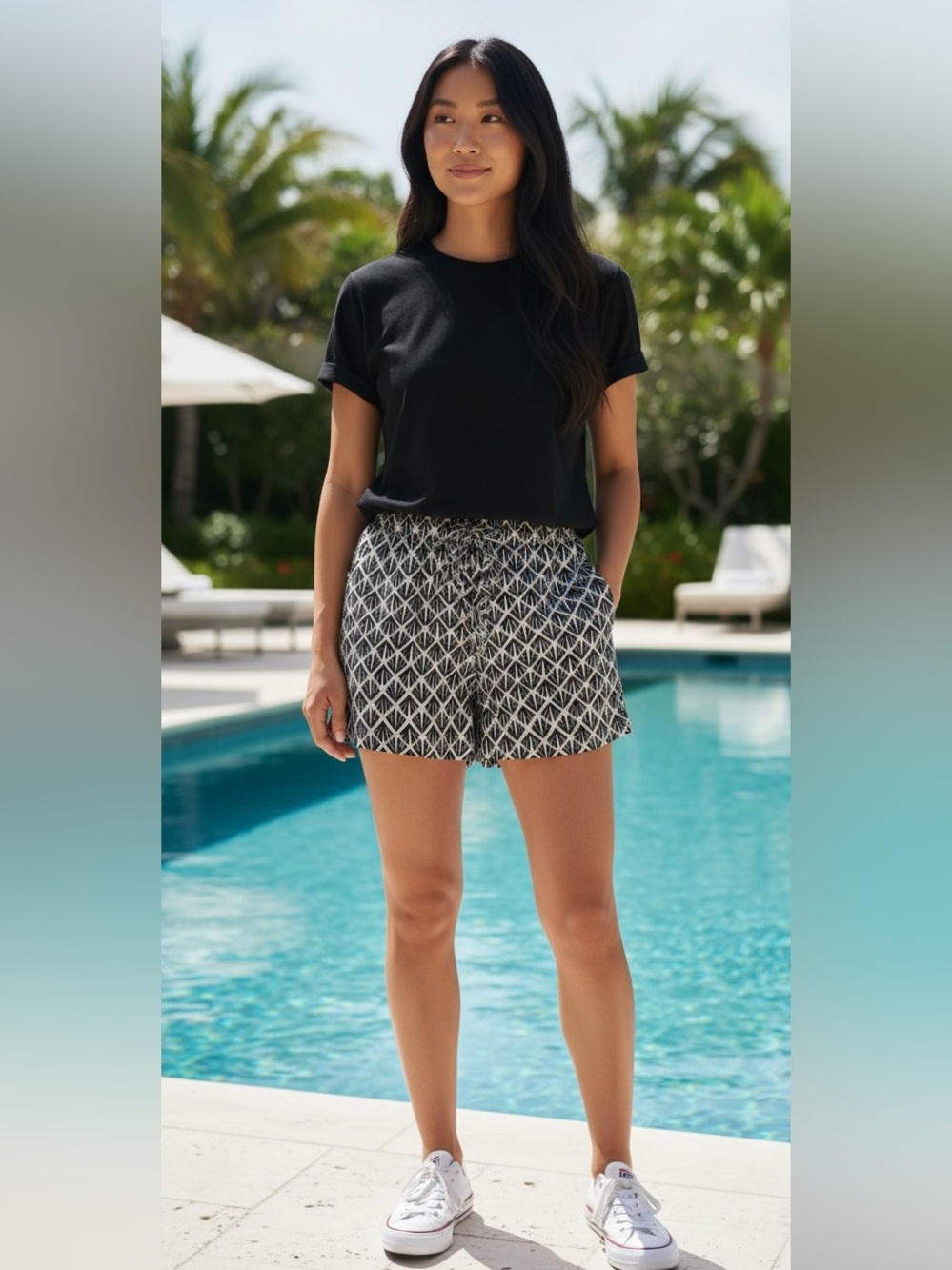 H&M Linen Blend Black & White Boho Chic Resortwear Vacation Modern‎ Shorts Sz XS